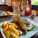 Amber Blue Wellness & (adults Only) 3*