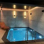 Amber Blue Wellness & (adults Only) 3*